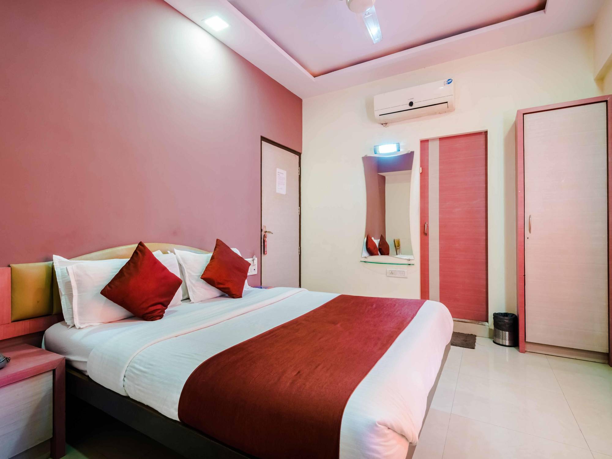 Fabhotel Annex Executive Bombay Exterior foto