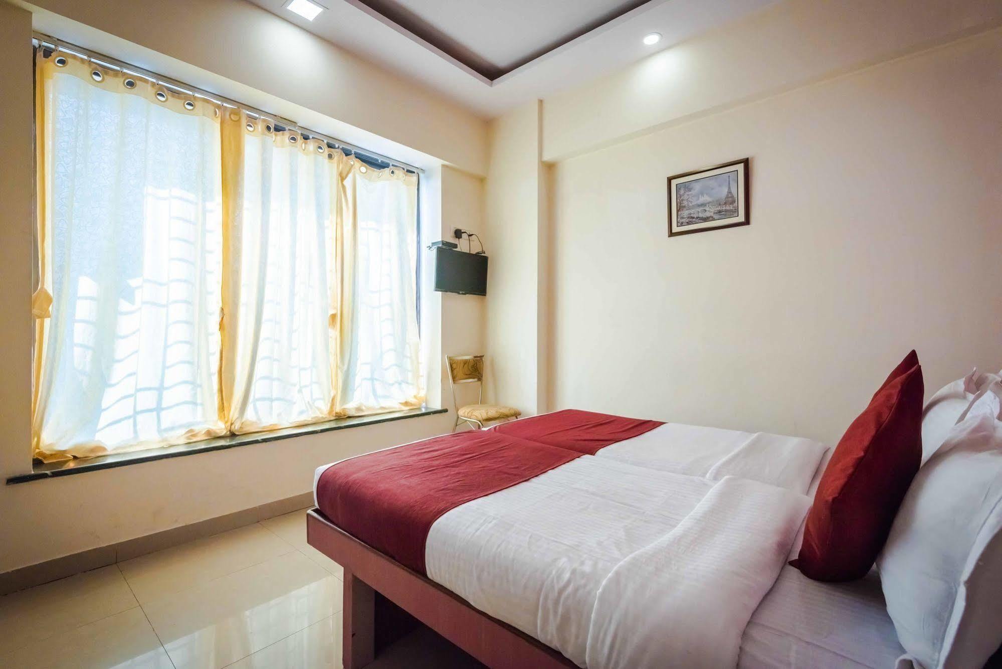 Fabhotel Annex Executive Bombay Exterior foto