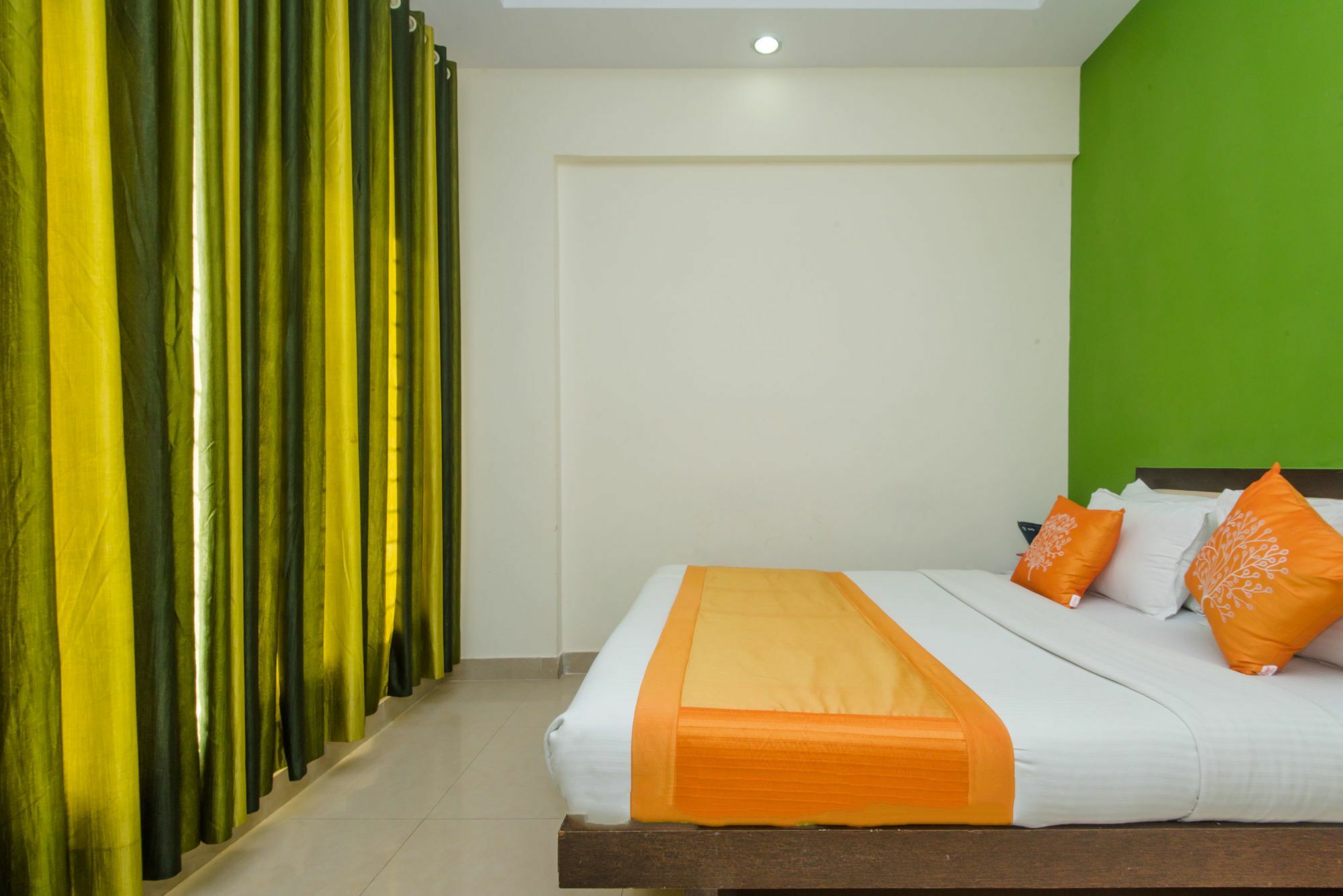 Fabhotel Annex Executive Bombay Exterior foto